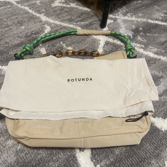 Rotunda Sant Hobo Bag - Picture 3 of 8